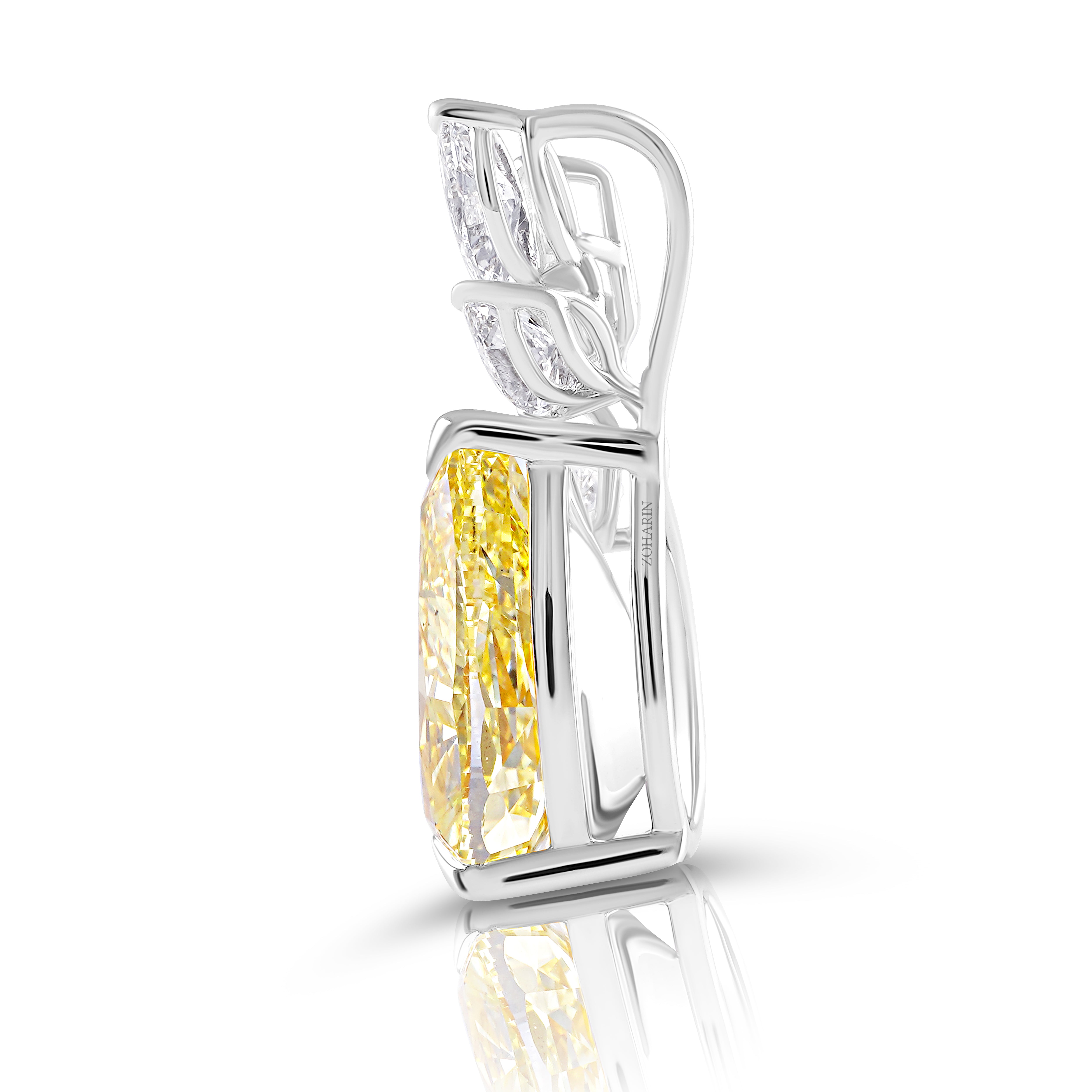 Petal Bloom Pear Pendant