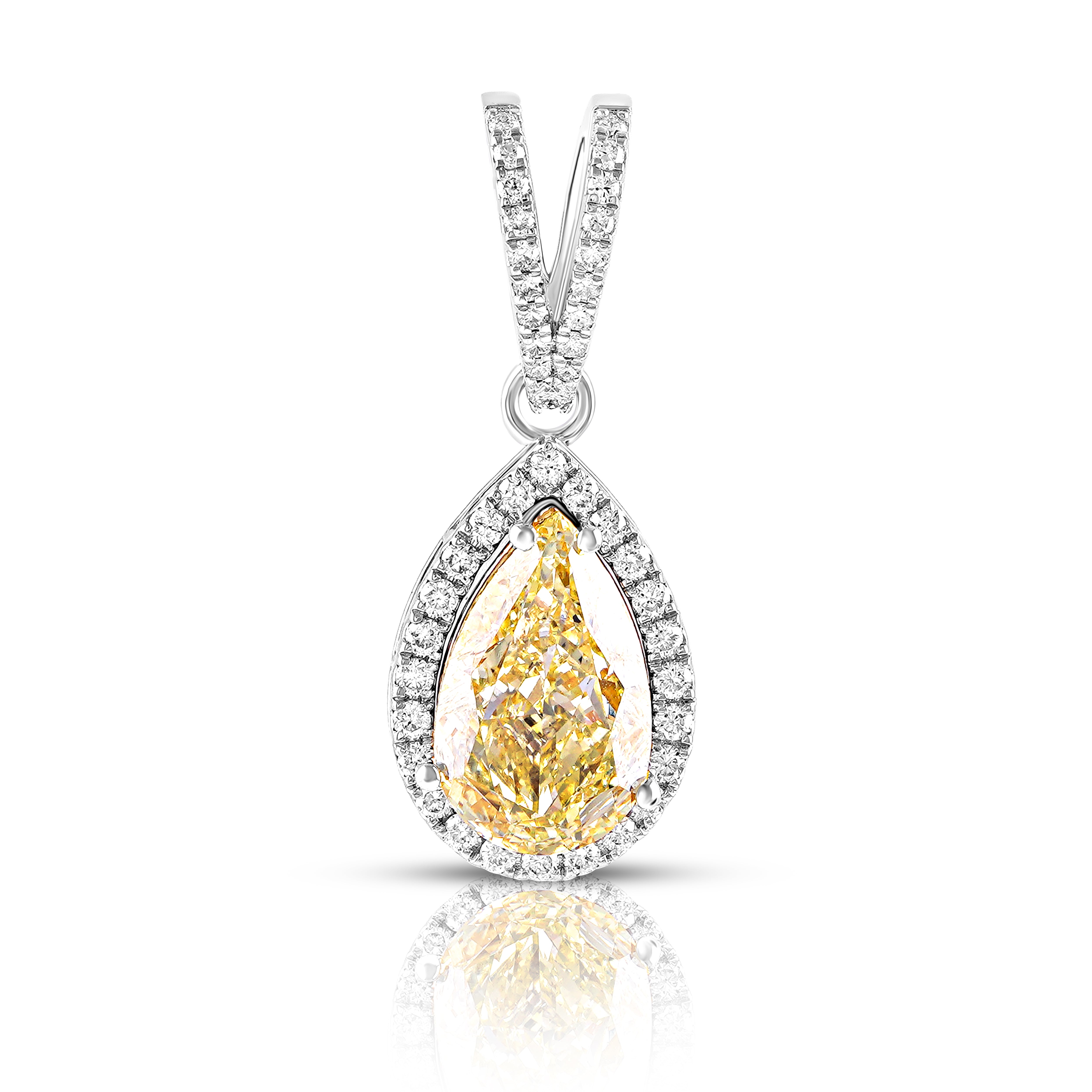 Golden Dewdrop Solitaire Pendant