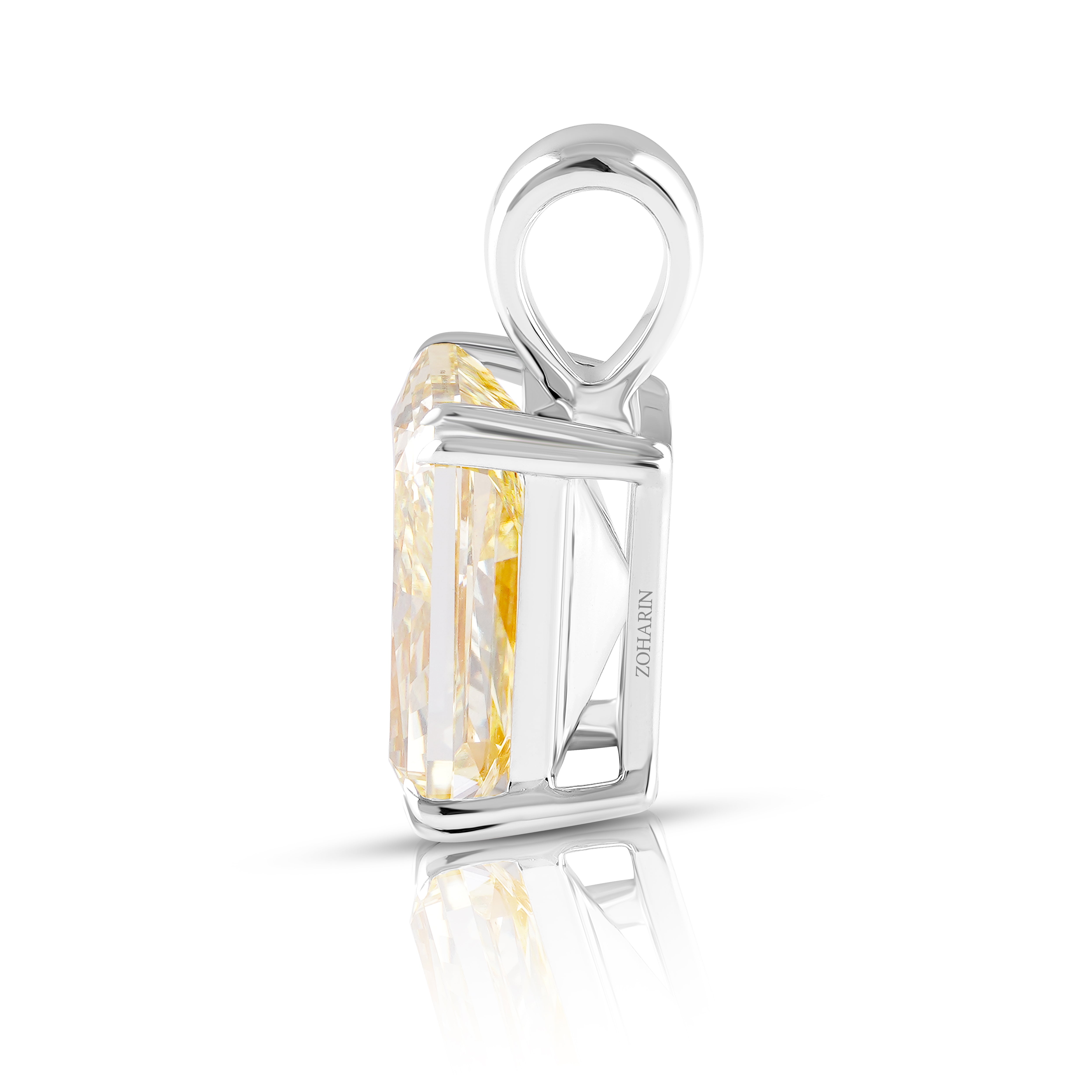 Sole Radiance Emerald Pendant